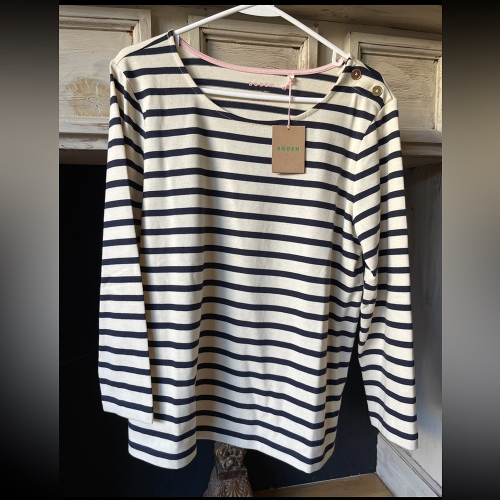 BODEN Current “Button Mariner Breton” Ivory & Navy Stripe Top Size 8 or Medium